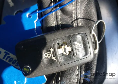 2015 Volkswagen Eos Final Edition z USA, uszkodzony, nr VIN WVWFW8AH7FV005204